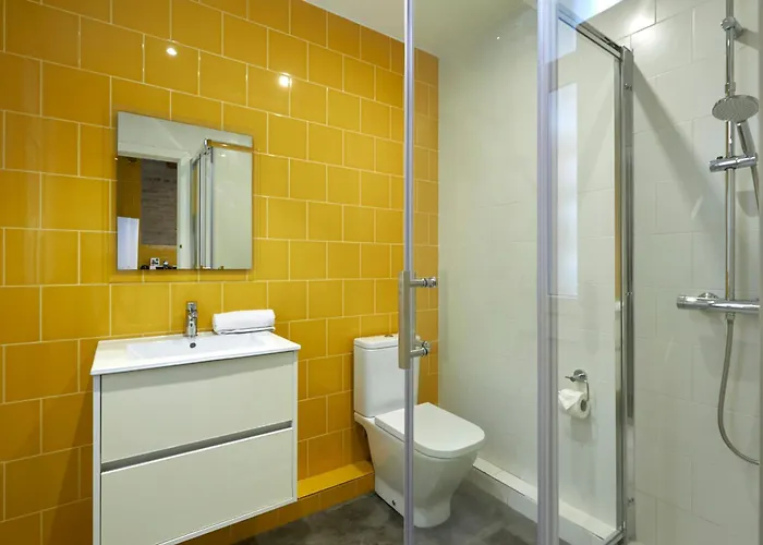 64 In A Typical Barcelona's Old Building 巴塞罗那