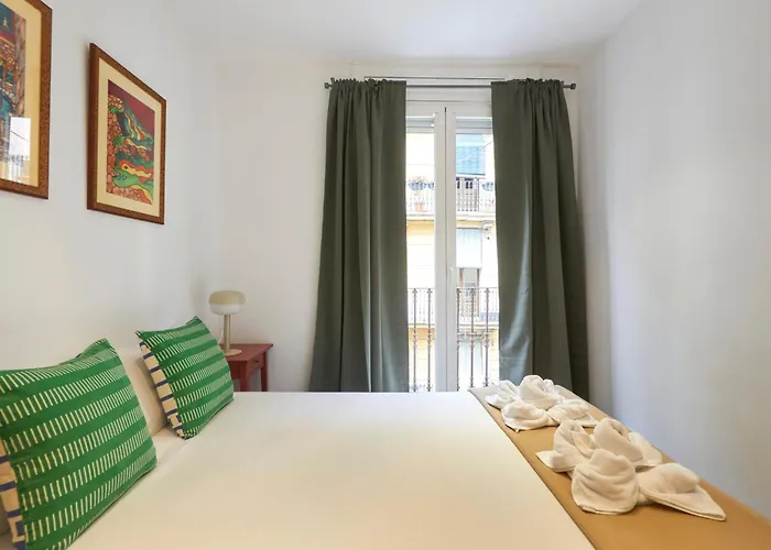 64 In A Typical Barcelona's Old Building 巴塞罗那